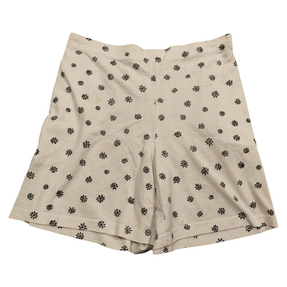 Vintage Katelyn Rose Shorts White with Black Flowers Size Medium with Pockets